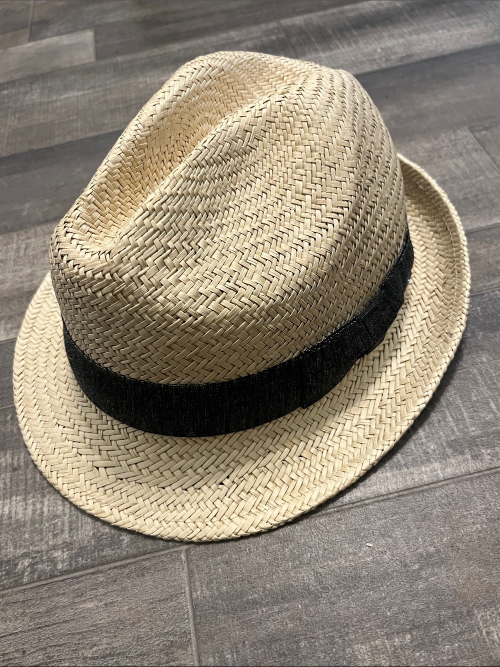 Bailey Of Hollywood Cuban Straw Fedora Trilby Hat with Black Band Metal Logo